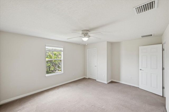 1069 Normandie Way, Vero Beach, FL 32960