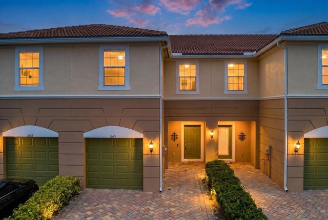 1069 Normandie Way, Vero Beach, FL 32960