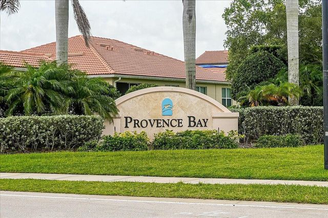 1069 Normandie Way, Vero Beach, FL 32960