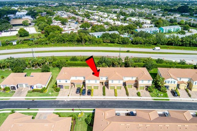 1069 Normandie Way, Vero Beach, FL 32960