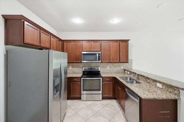 1069 Normandie Way, Vero Beach, FL 32960
