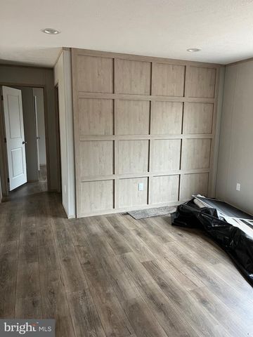 334 OPAL RD, Millville, NJ 08332