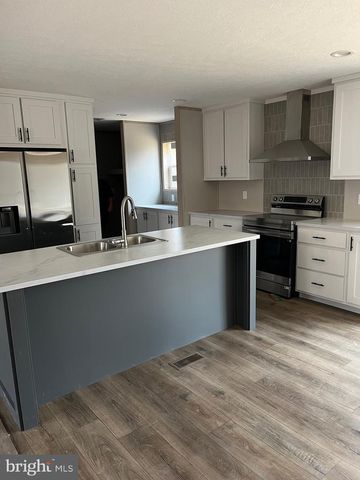 334 OPAL RD, Millville, NJ 08332