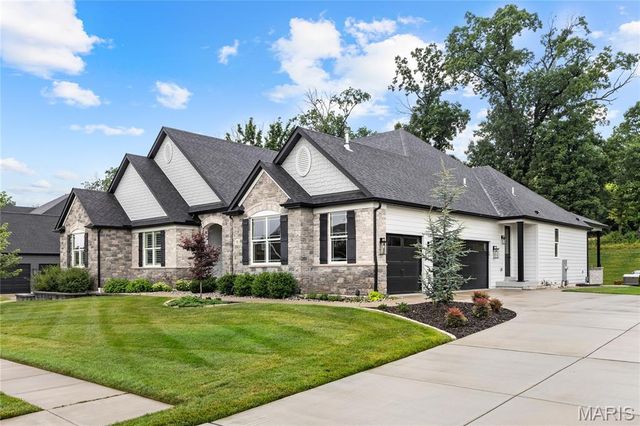 153 Westleigh Manor Drive, O'fallon, MO 63385