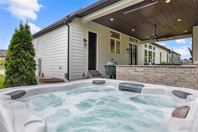 153 Westleigh Manor Drive, O'fallon, MO 63385