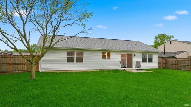 9309 Dawnsford Drive, Fort Wayne, IN 46804