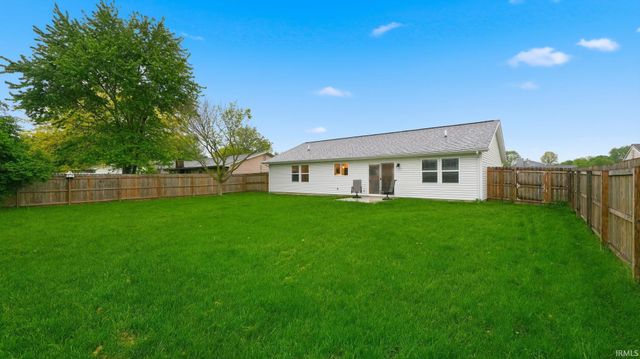 9309 Dawnsford Drive, Fort Wayne, IN 46804