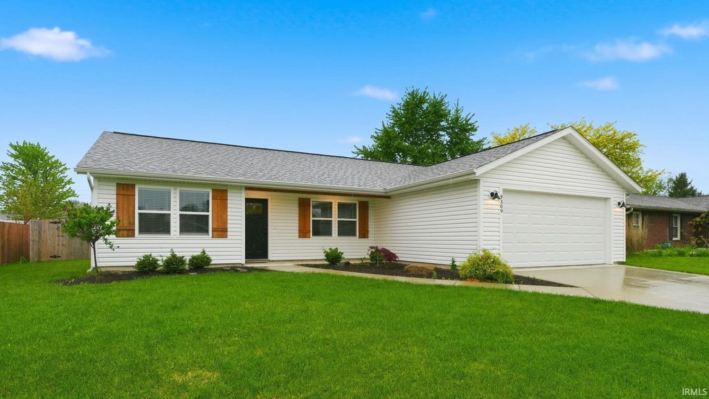 9309 Dawnsford Drive, Fort Wayne, IN 46804
