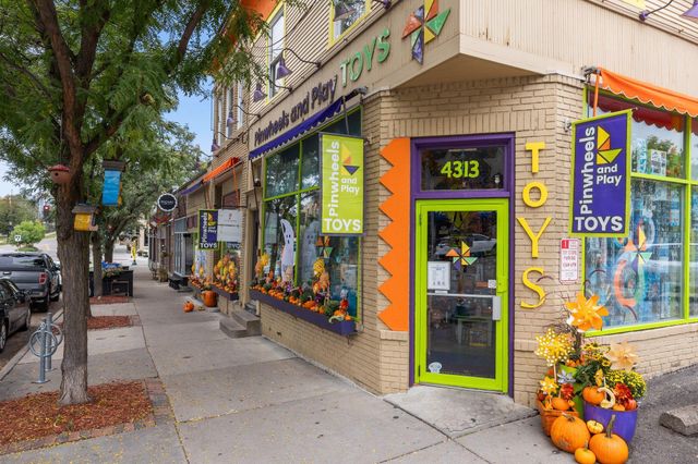 2800 W 44th Street 201, Minneapolis, MN 55410