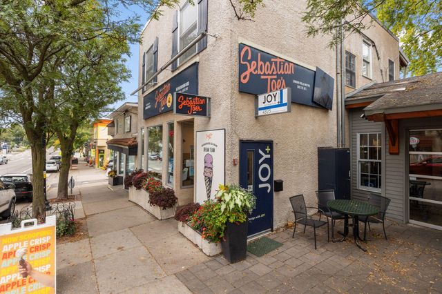 2800 W 44th Street 201, Minneapolis, MN 55410