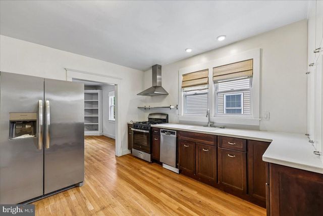 427 MCARTHUR DR, Rockville, MD 20850