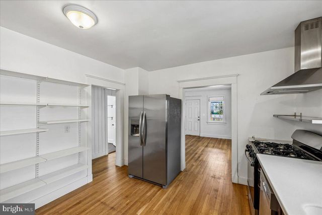 427 MCARTHUR DR, Rockville, MD 20850