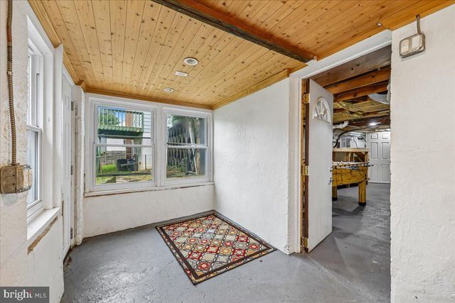 427 MCARTHUR DR, Rockville, MD 20850