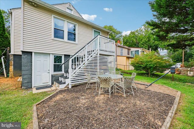 427 MCARTHUR DR, Rockville, MD 20850