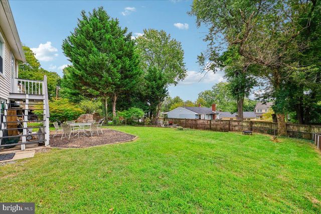 427 MCARTHUR DR, Rockville, MD 20850