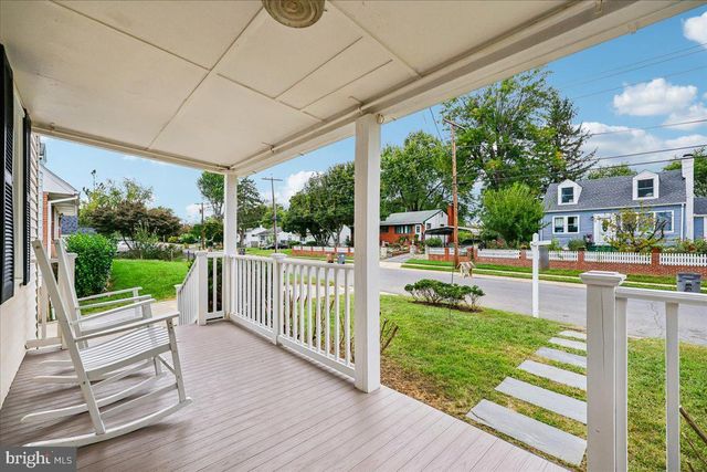 427 MCARTHUR DR, Rockville, MD 20850