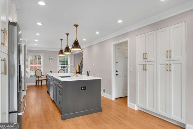 4142 Barberry Drive NE, Roswell, GA 30075