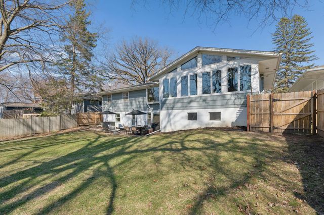 6332 Wilryan Avenue, Edina, MN 55439