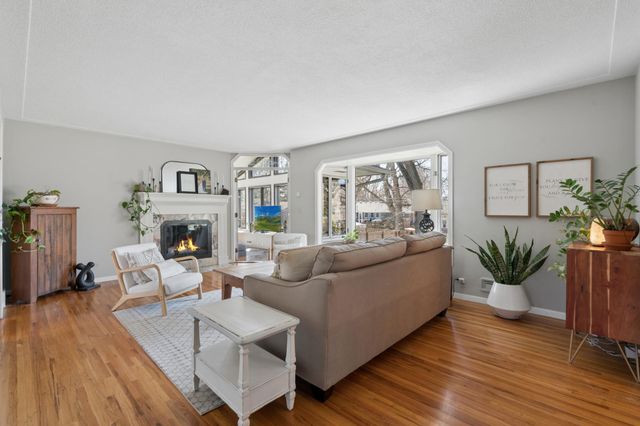 6332 Wilryan Avenue, Edina, MN 55439