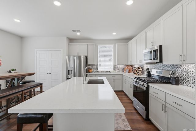 9227 Stillwater Pass, San Antonio, TX 78254