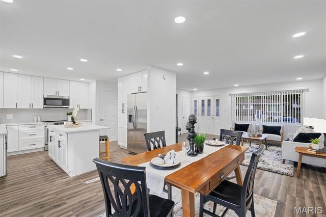 2261 Eleanor Kay Drive, Mehlville, MO 63125