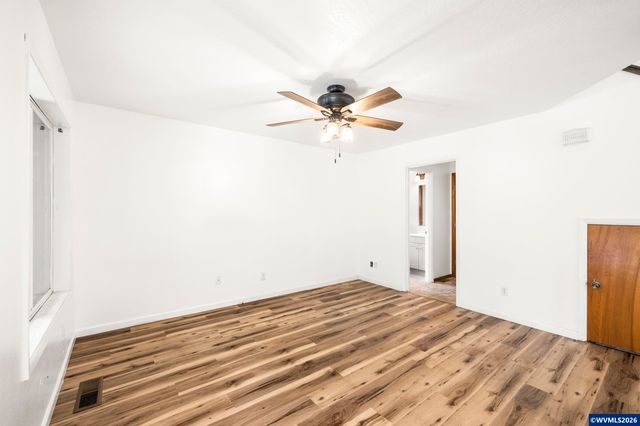 270 Martin Wy S, Monmouth, OR 97361