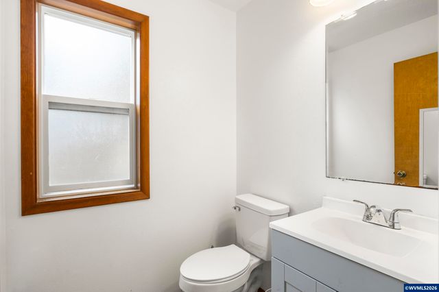 270 Martin Wy S, Monmouth, OR 97361