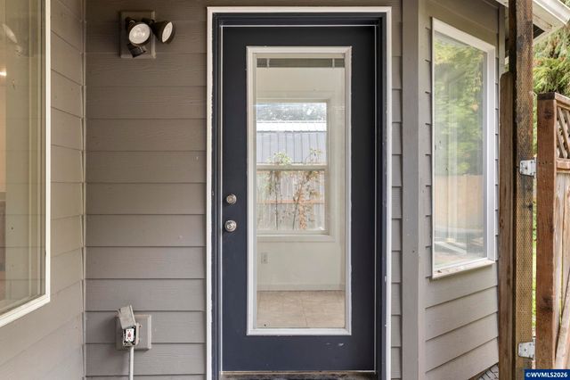 270 Martin Wy S, Monmouth, OR 97361