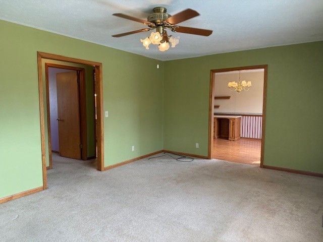 404 Ann St, Paris, TN 38242