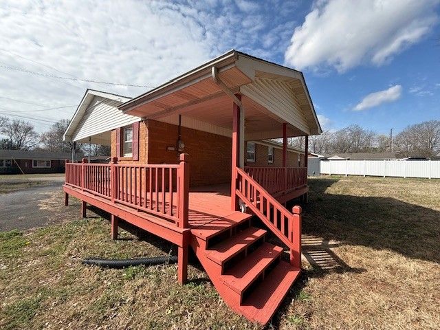 404 Ann St, Paris, TN 38242