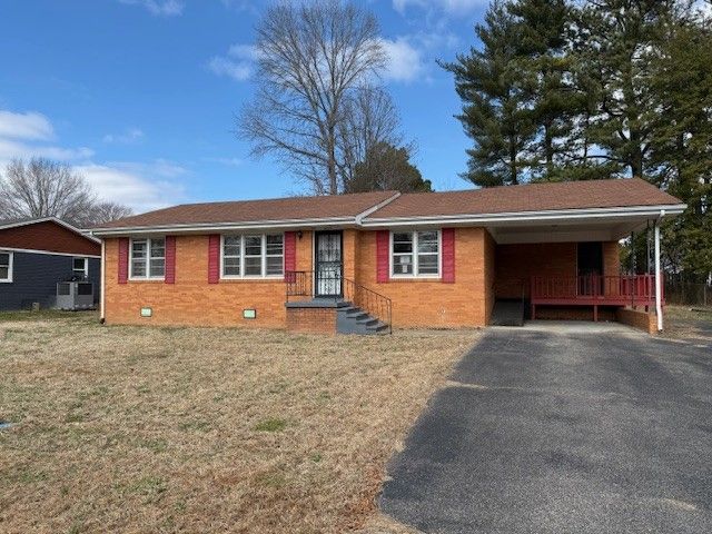 404 Ann St, Paris, TN 38242