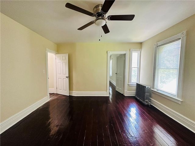 32 Hooker Avenue, Poughkeepsie, NY 12601