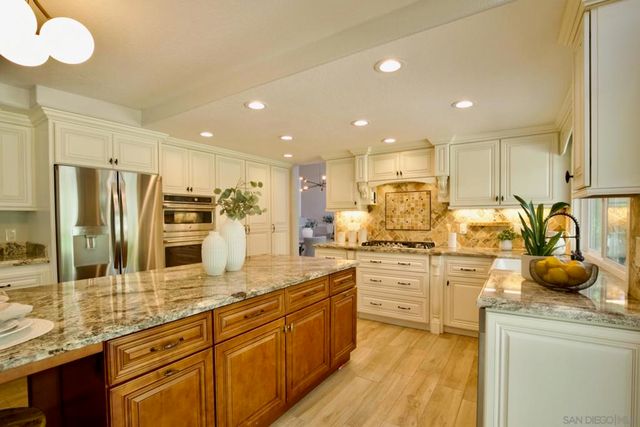 45946 Clubhouse Dr., Temecula, CA 92592