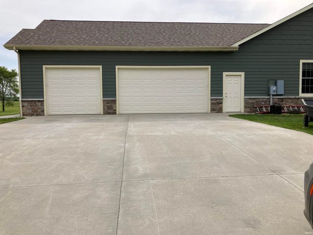 13541 3rd Road, Plymouth, IN 46563