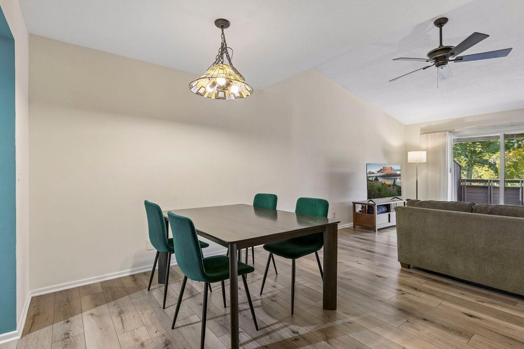 52 Birnamwood Drive, Burnsville, MN 55337 — photo 5
