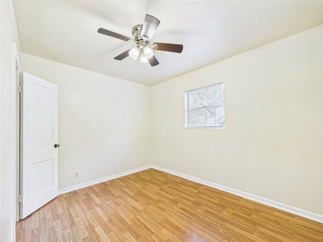 1100 12th Street N, Texas City, TX 77590