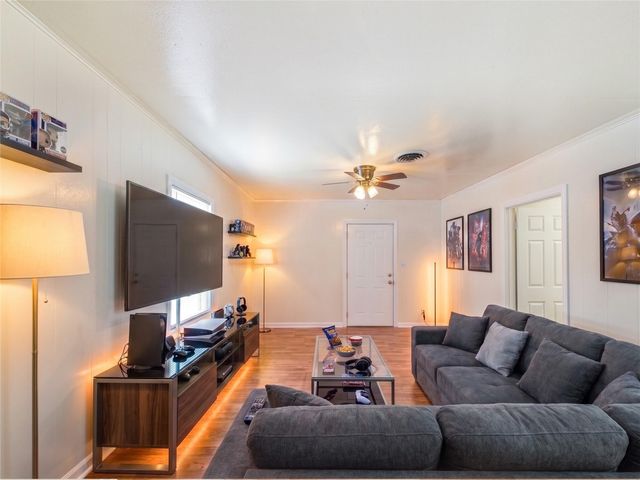 1100 12th Street N, Texas City, TX 77590