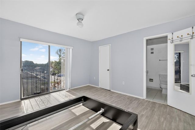 5916 VILLAGE CIRCLE 5916, Orlando, FL 32822