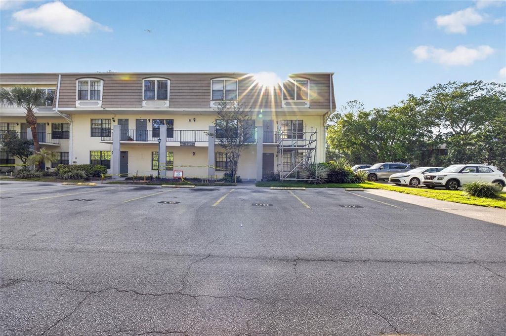 5916 VILLAGE CIRCLE 5916, Orlando, FL 32822