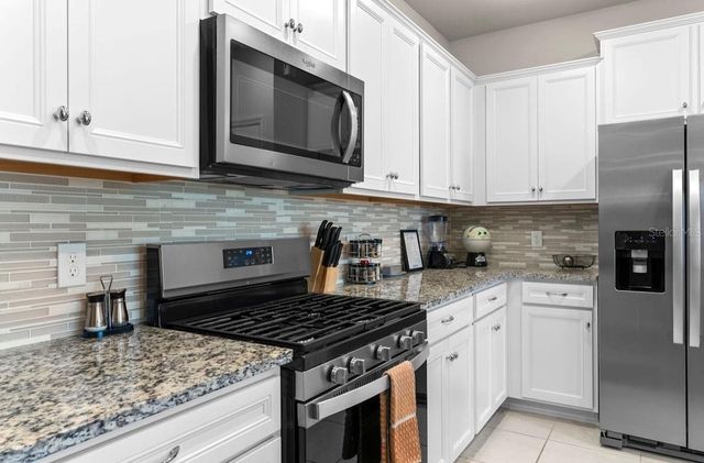 7614 OAK SPRING LANE, Davenport, FL 33837