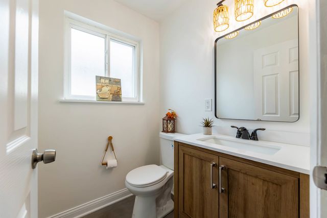 10029 S Wentworth Avenue, Chicago, IL 60628