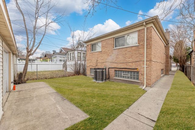 10029 S Wentworth Avenue, Chicago, IL 60628