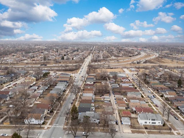 10029 S Wentworth Avenue, Chicago, IL 60628