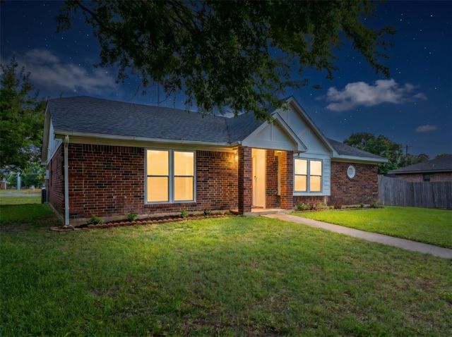 2534 Limestone Lane, Garland, TX 75040