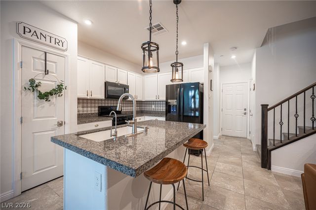 1201 Narrow Gorge Court, Henderson, NV 89002