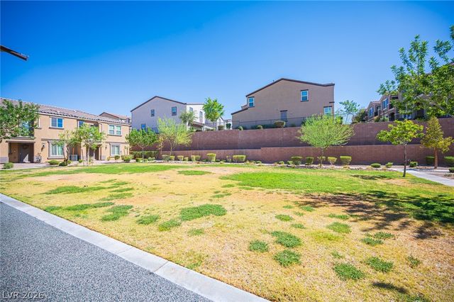 1201 Narrow Gorge Court, Henderson, NV 89002