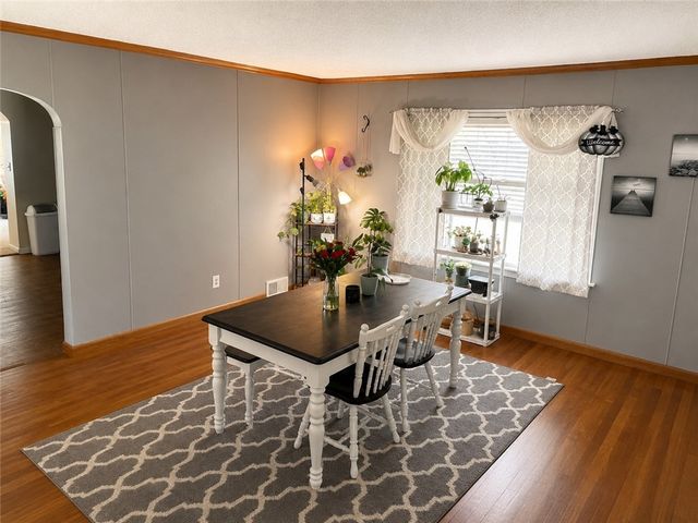 307 E Garfield Ave, New Castle, PA 16105
