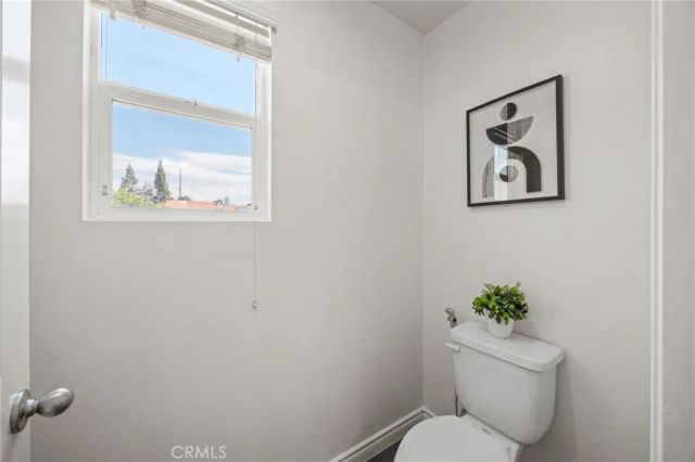 17044 Cerritos, Fontana, CA 92336