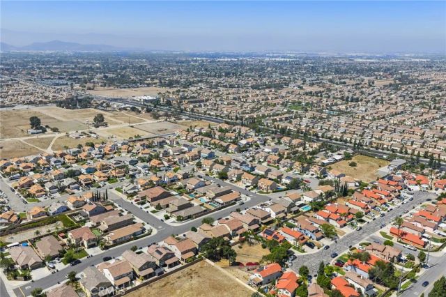 17044 Cerritos, Fontana, CA 92336