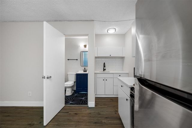 425 2ND STREET N, St Petersburg, FL 33701